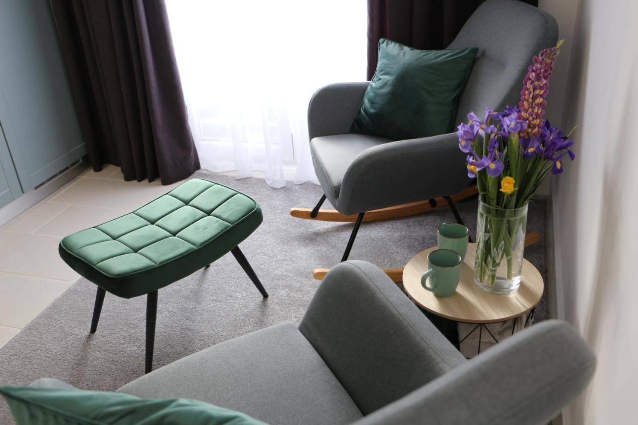 Flora Studio Apartments Korenica Ngoại thất bức ảnh