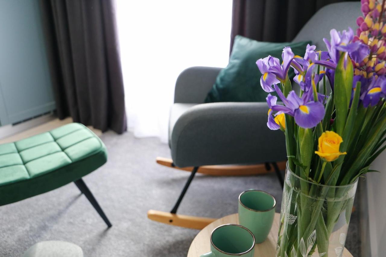 Flora Studio Apartments Korenica Ngoại thất bức ảnh